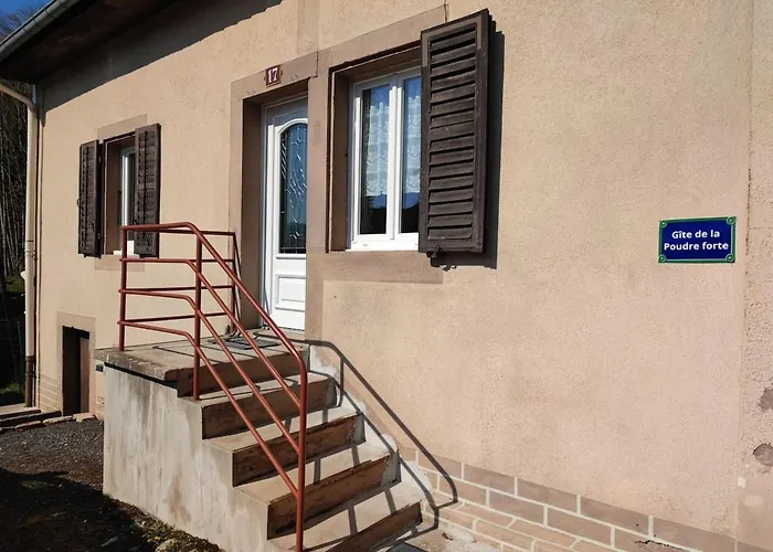 Maison-gite De La Poudre Holiday home